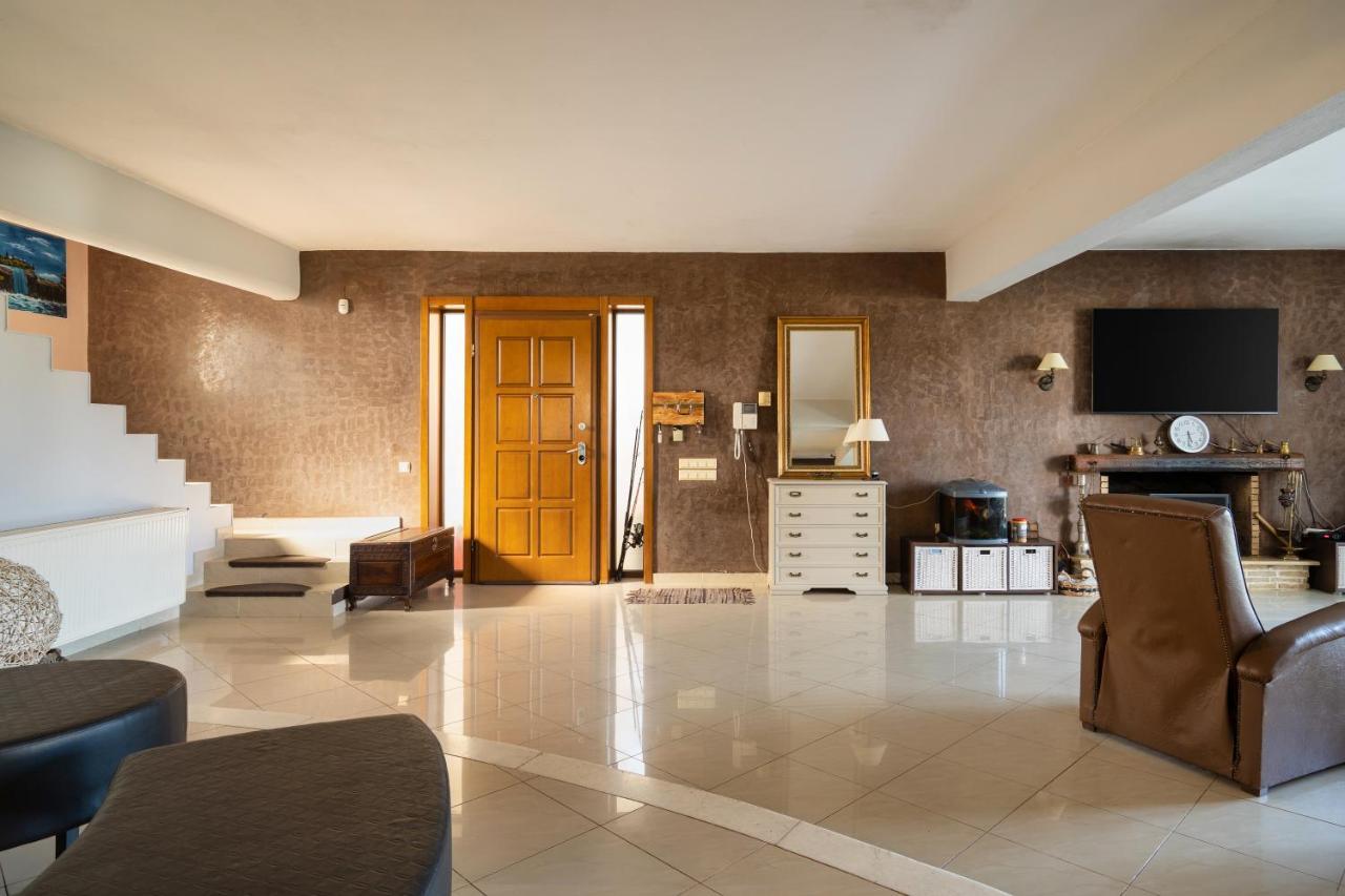 Villa Sofia Анависсос Экстерьер фото